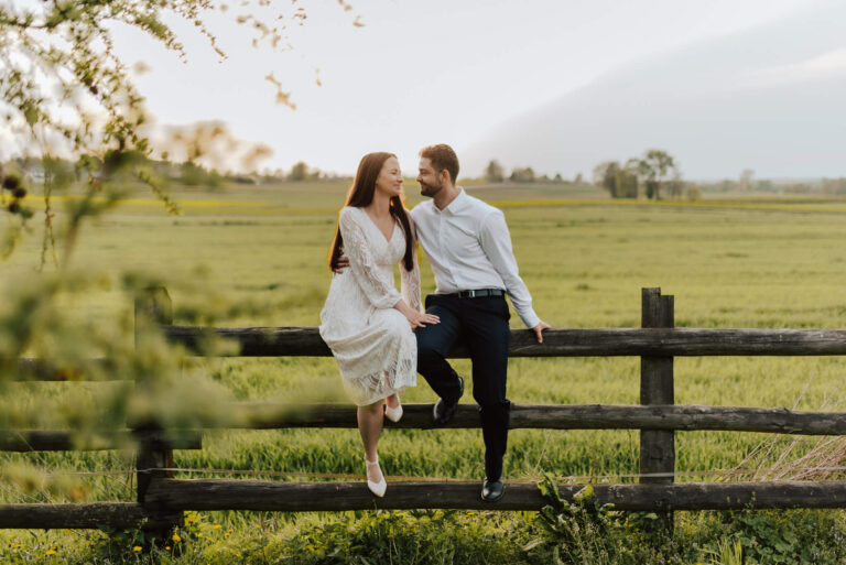 Kasia i Paweł – wśród kwitnących drzew